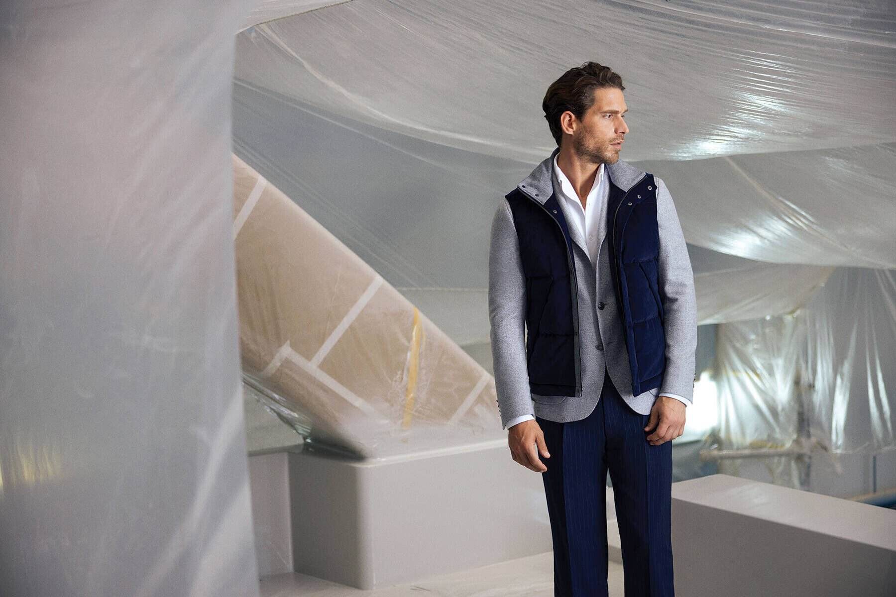 ERKEK JOGGER PANTOLON KOMBİN ÖNERİLERİ