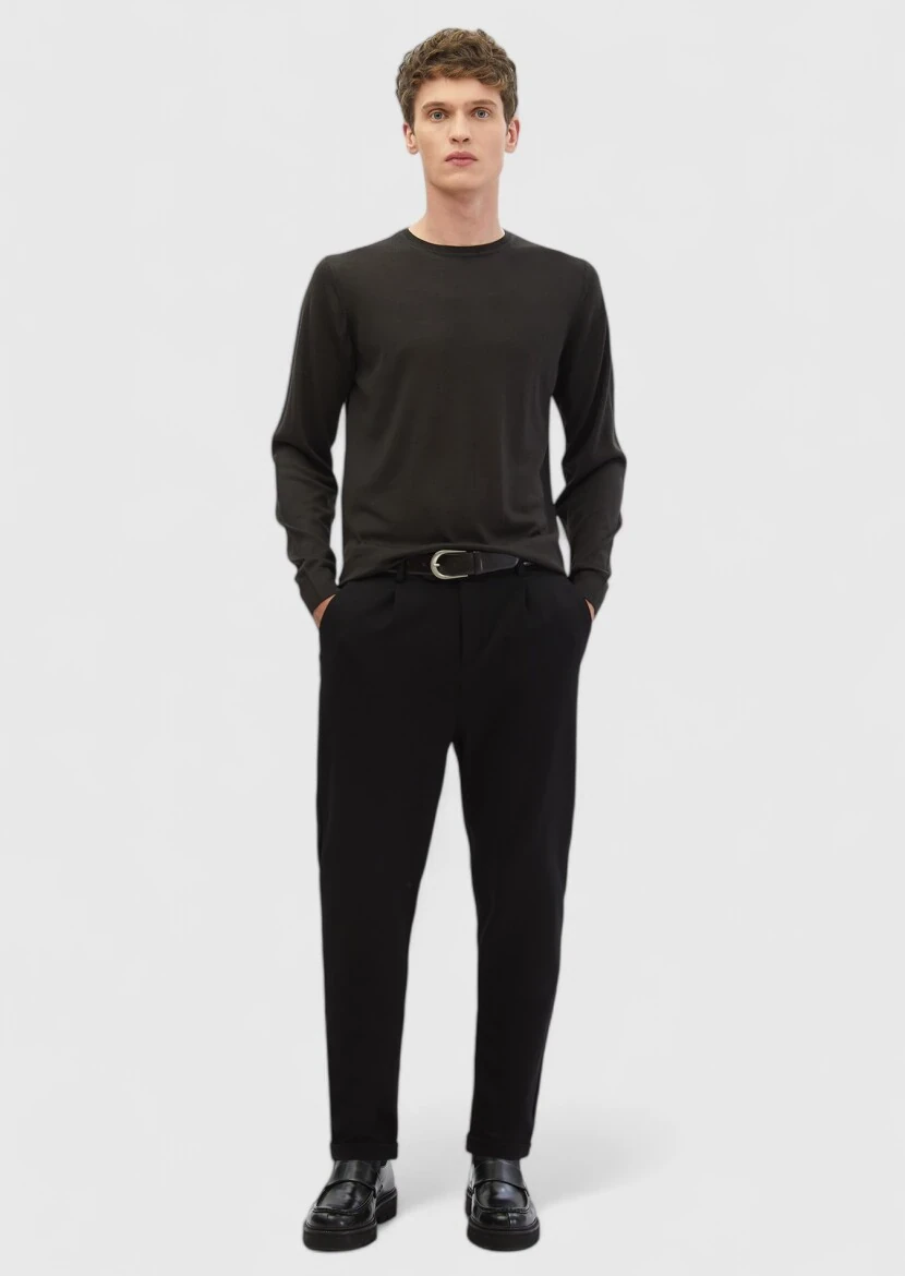 Antrasit Bisiklet Yaka Düz Örgü İpek Karışımlı Triko Kazak 