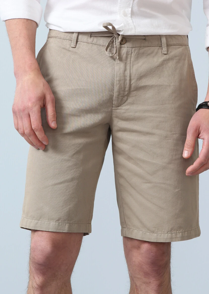 Beige Weaving Regular Fit Casual Cotton Blended Bermuda 