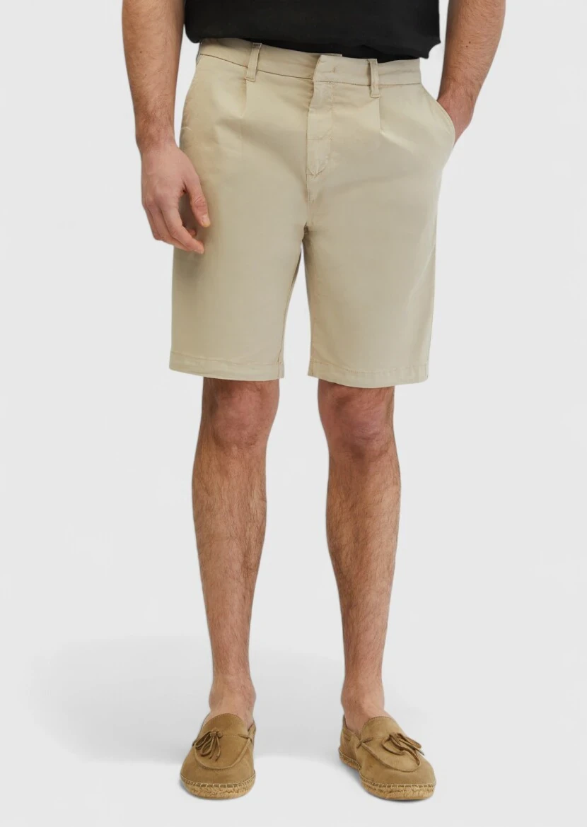 Beige Weaving Regular Fit Casual Cotton Blended Bermuda 