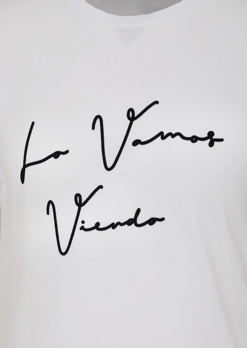 Beyaz Baskılı Bisiklet Yaka %100 Pamuk T-Shirt 