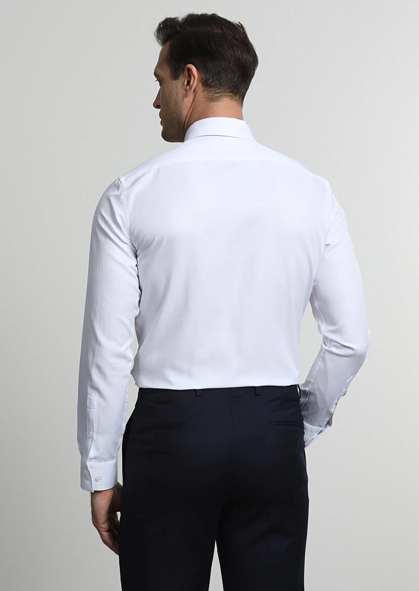 Beyaz Fitted Fit Dokuma Klasik Pamuk Karışımlı Gömlek - 4