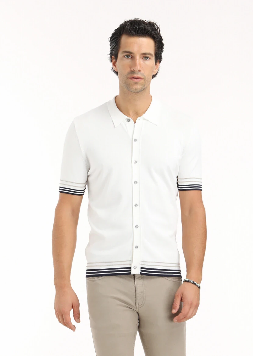 Beyaz Polo Yaka Düz Örgü Hırka 