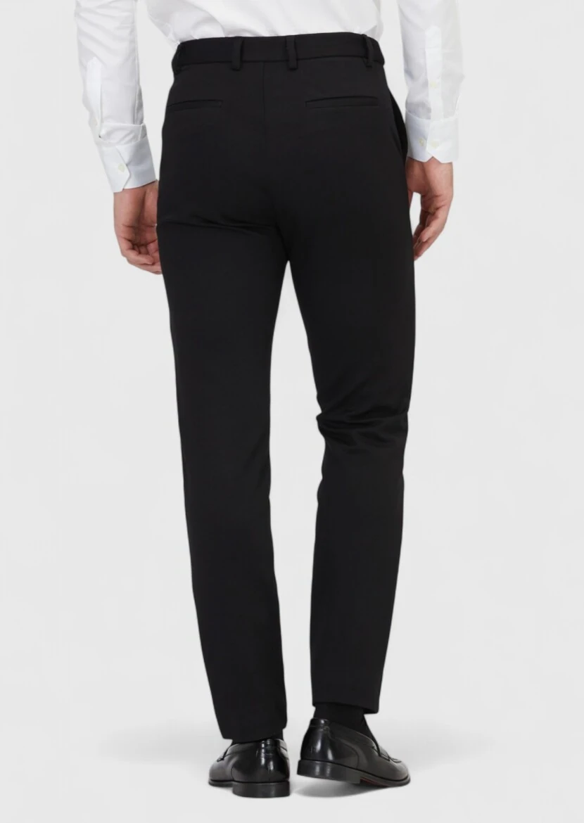 Black Knitting Jogging Fit Casual Trousers - 4