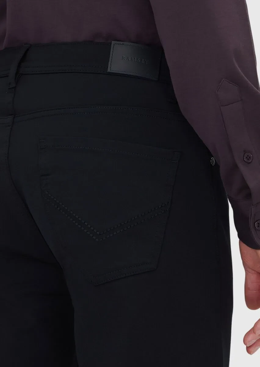 Black Knitting Slim Fit Casual Trousers - 4