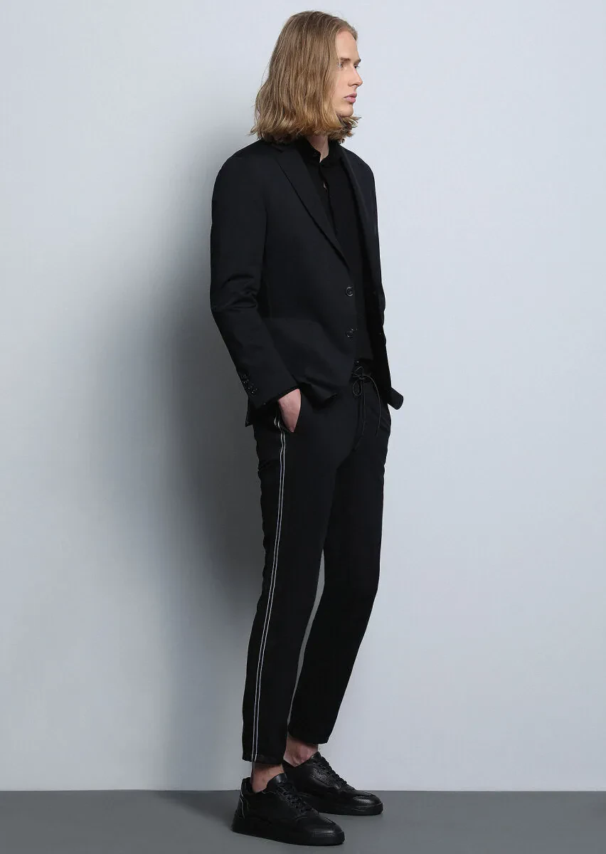 Black Plain Comfort Fit Suit - 2