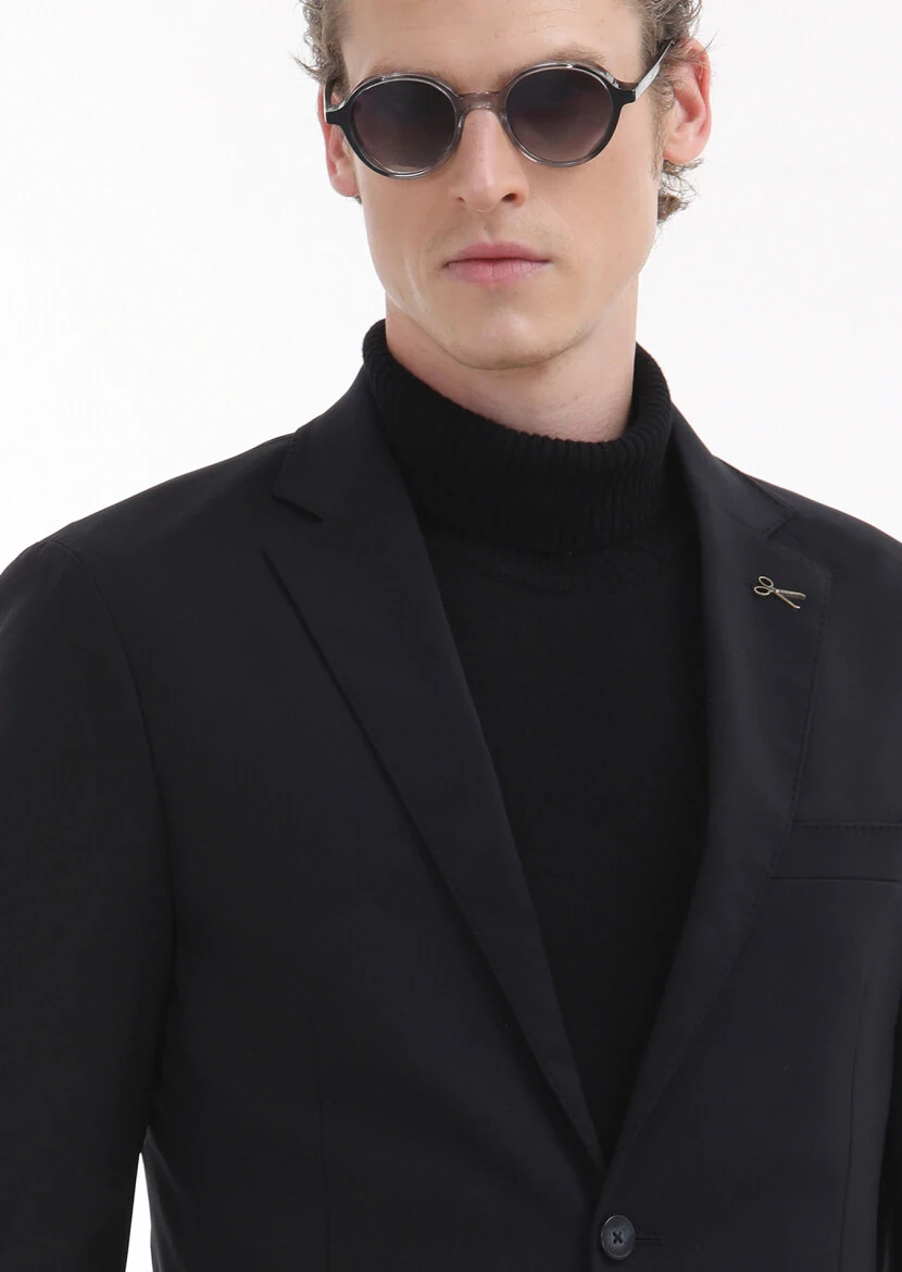 Black Plain Comfort Fit Suit - 6