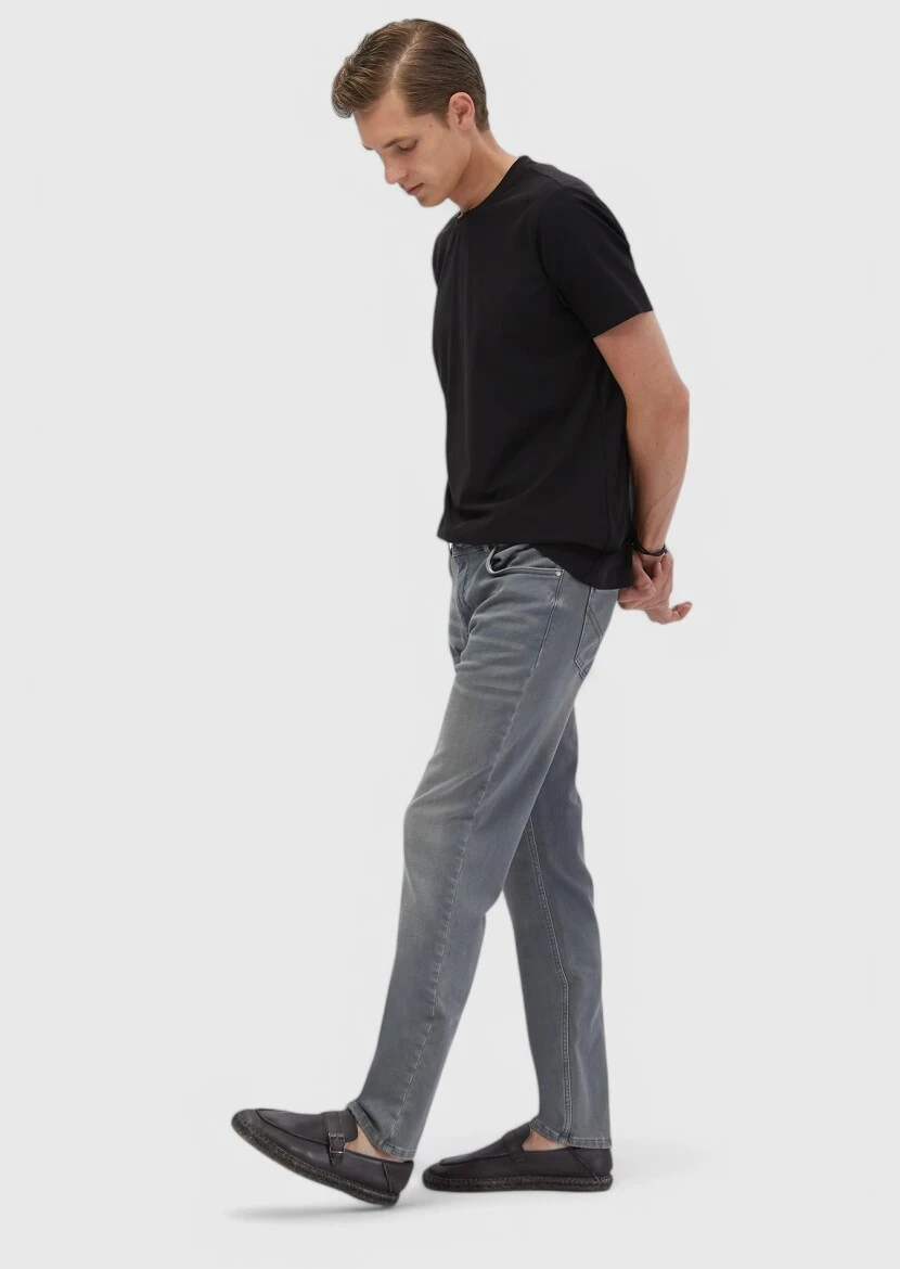 Black Plain Crew Neck T-Shirt - 3