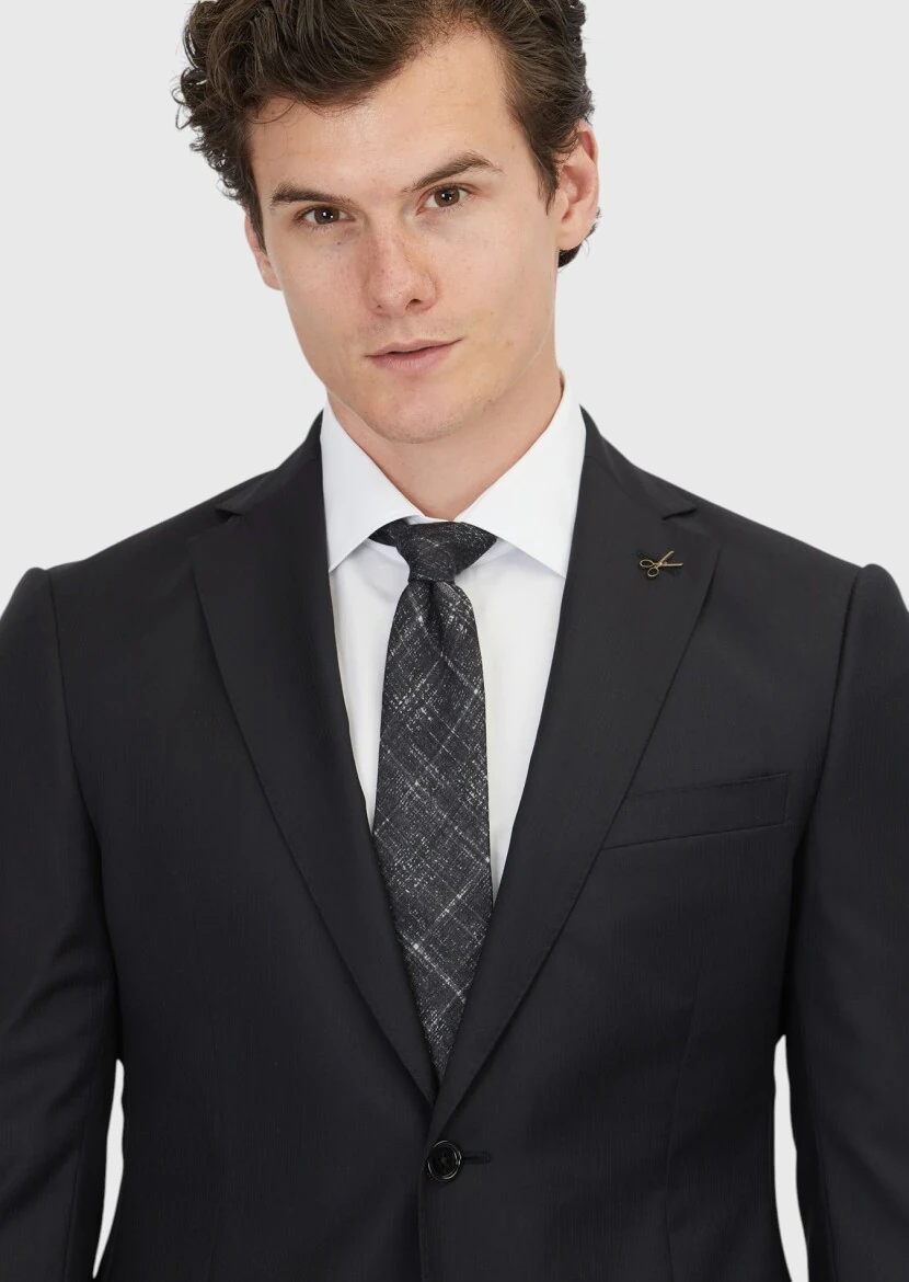 Black Plain Regular Fit 100% Wool Suit - 3