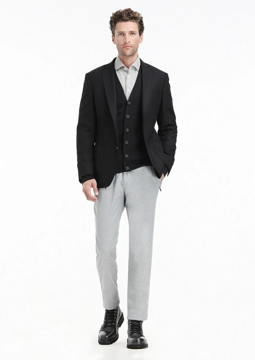 Black Plain Zeroweight Slim Fit Wool Blended Jacket - 1