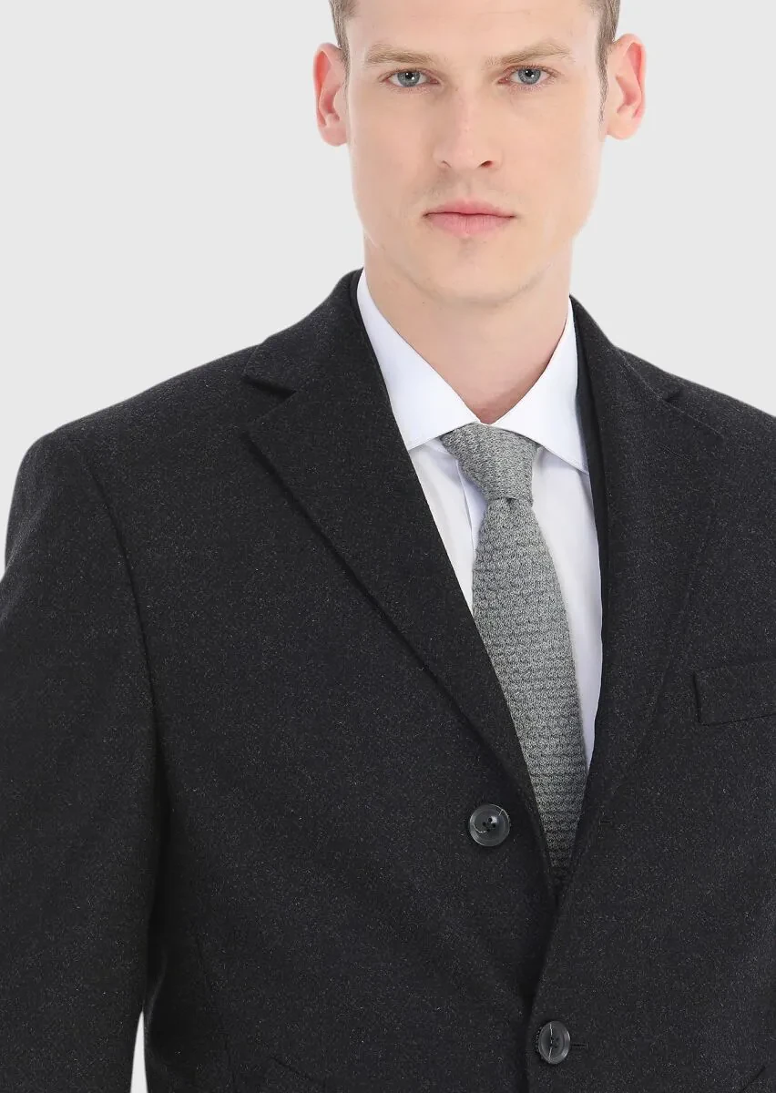 Black Regular Fit Butterfly Collar Classical Weaving Overcoat - 3