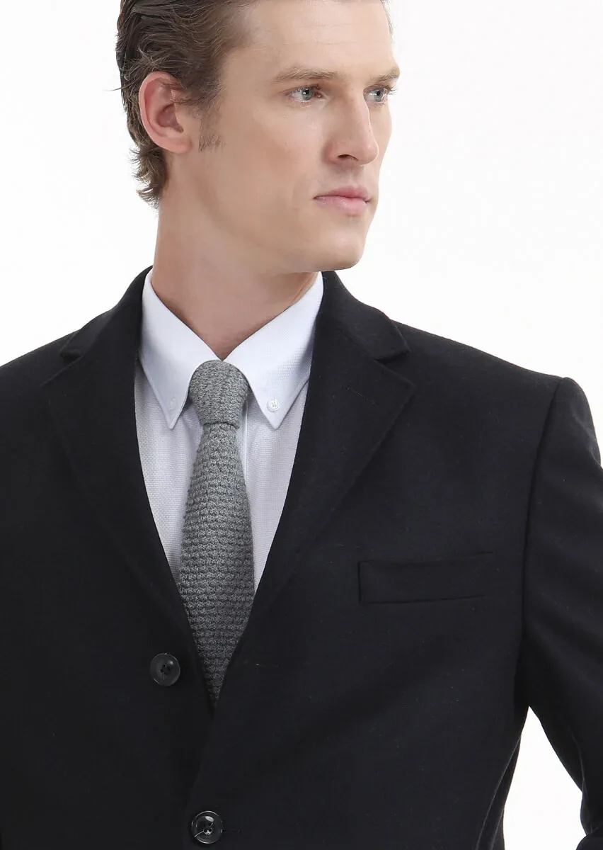 Black Regular Fit Butterfly Collar Classical Weaving Overcoat - 4