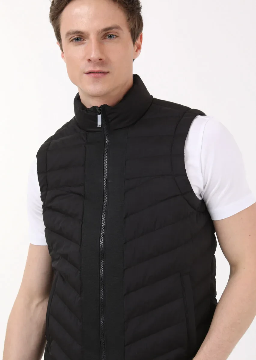 Black Regular Fit Turtleneck Casual Weaving Puffer Puffer Vest - 2