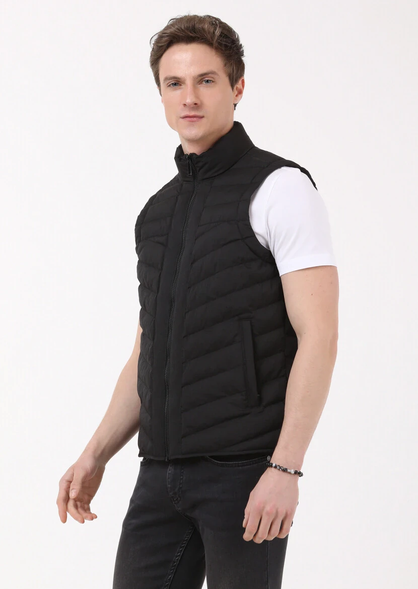 Black Regular Fit Turtleneck Casual Weaving Puffer Puffer Vest - 3