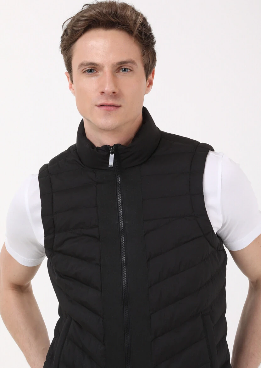 Black Regular Fit Turtleneck Casual Weaving Puffer Puffer Vest - 4