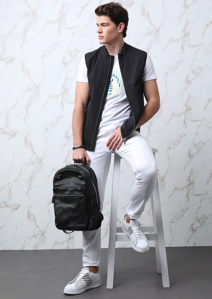 Black Regular Fit Turtleneck Casual Weaving Puffer Vest - 1