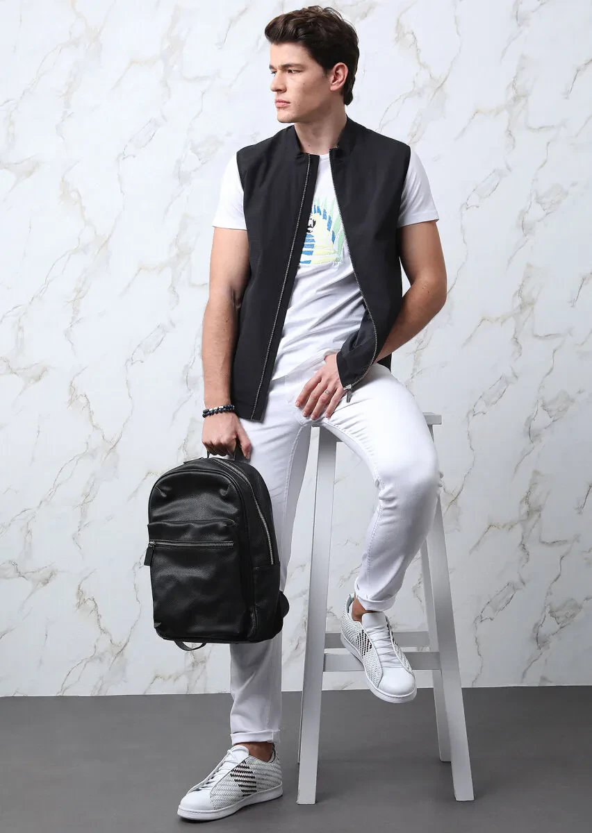 Black Regular Fit Turtleneck Casual Weaving Puffer Vest - 1