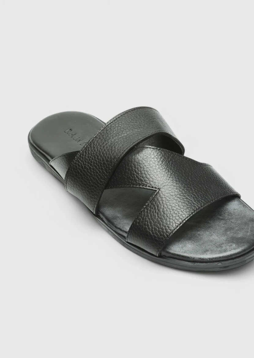 Black Slipper 