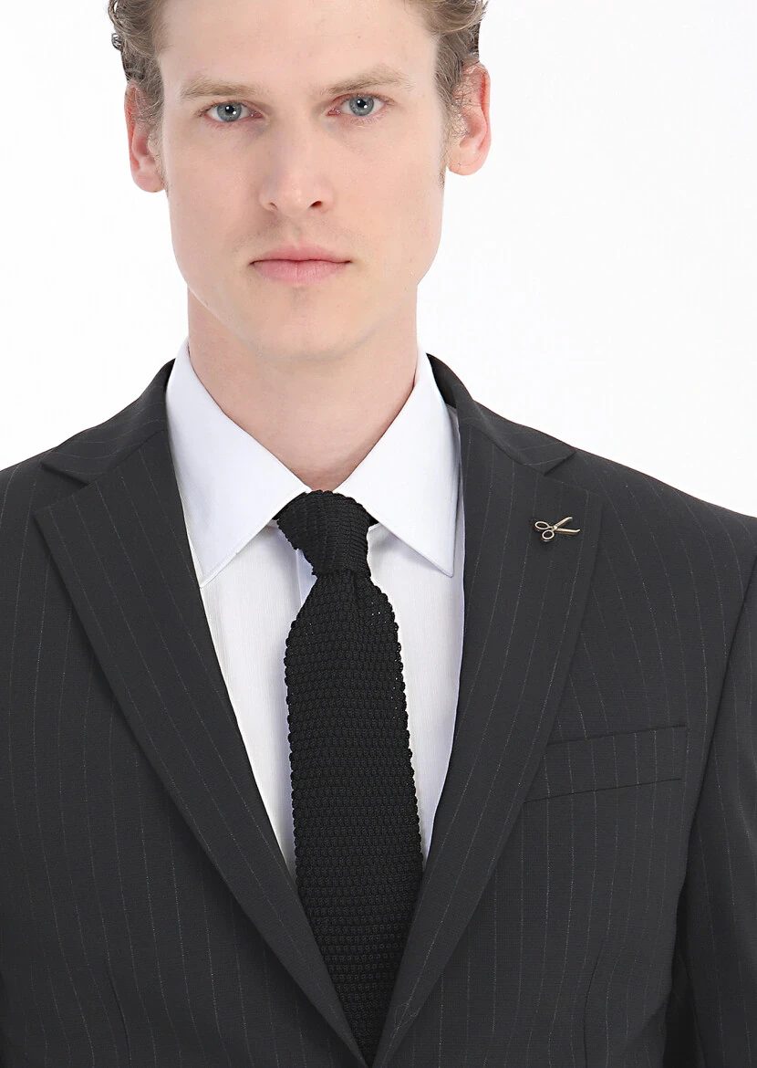 Black Striped Modern Fit Wool Blended Suit - 7