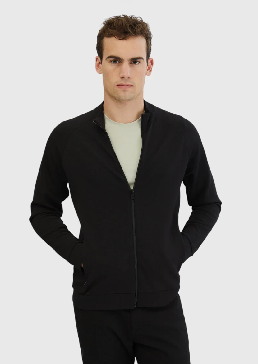 Black Turtleneck Plain Sweatshirt - RAMSEY