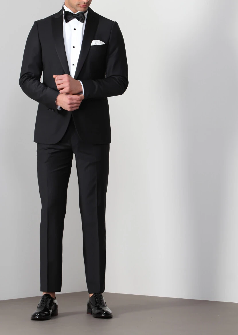 Black Tuxedo - 4