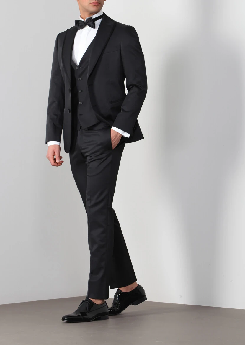 Black Tuxedo - 4