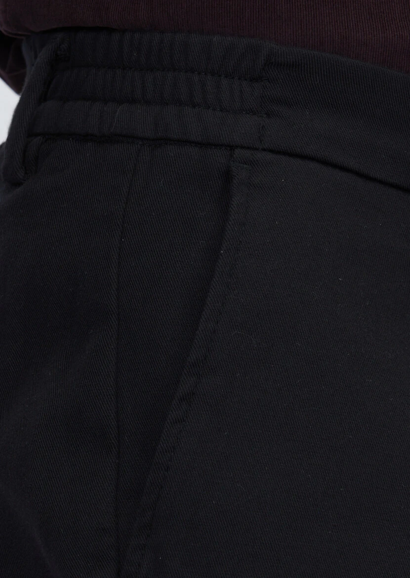 Black Weaving Jogging Fit Casual Cotton Blended Trousers - 3