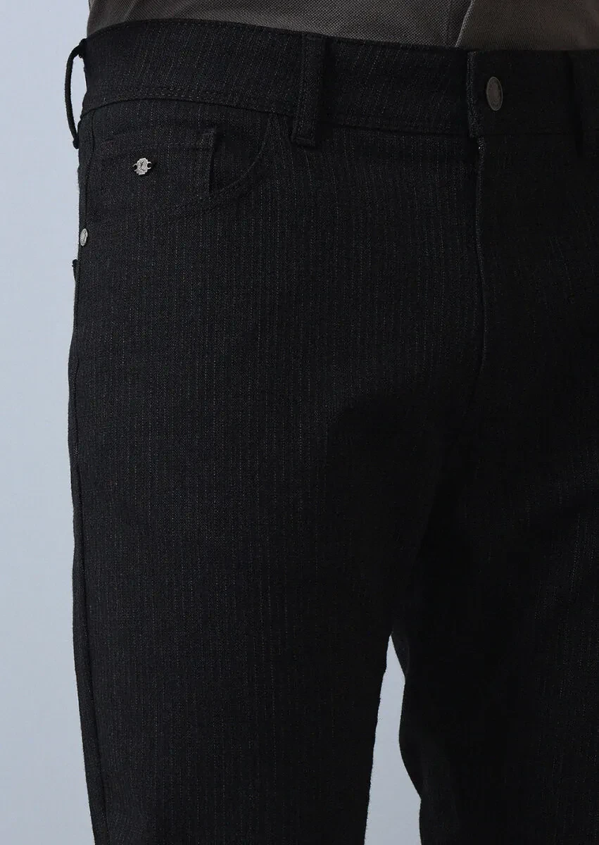 Black Weaving Slim Fit Casual Cotton Blended Trousers - 4