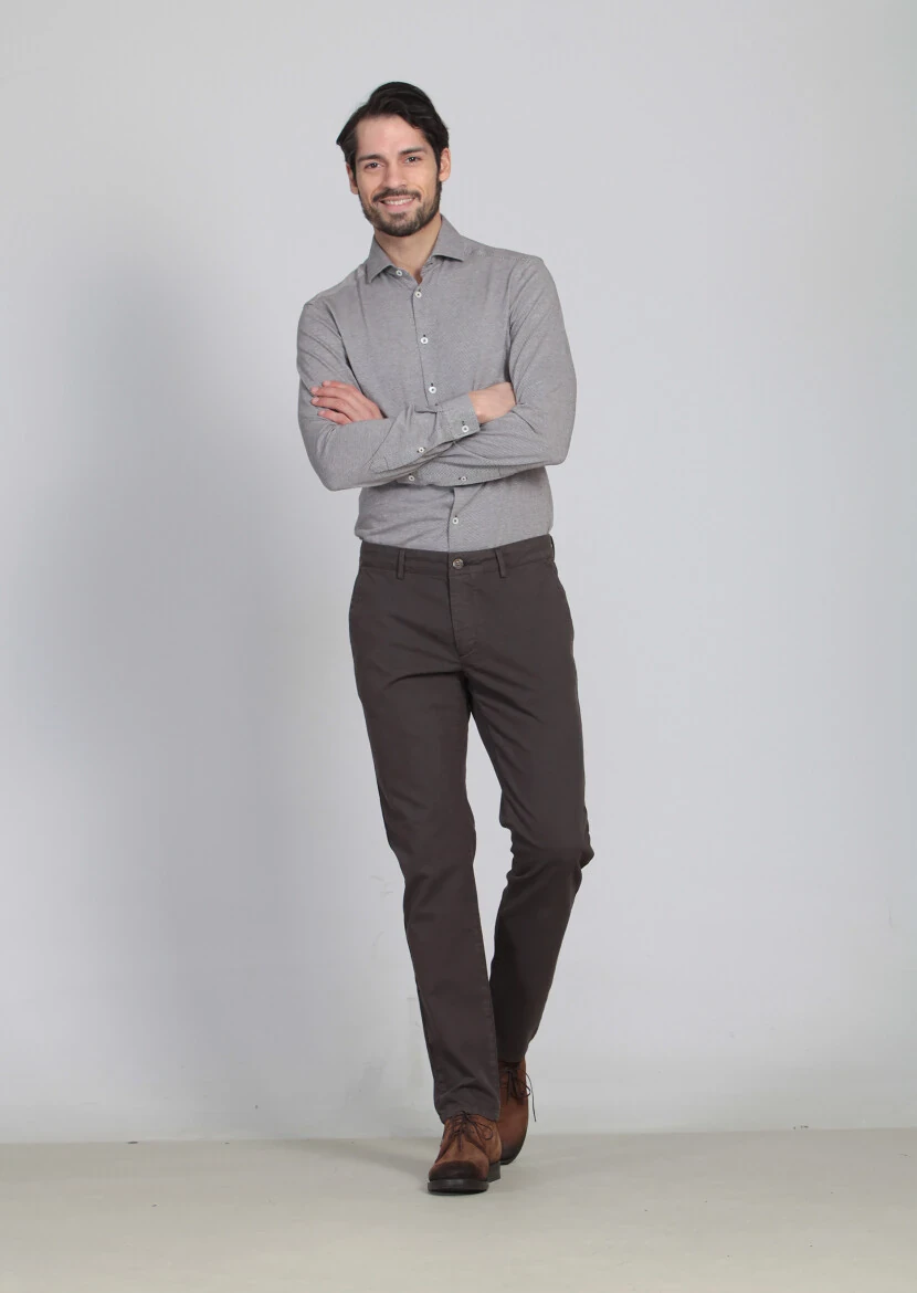 Brown Weaving Regular Fit Casual Cotton Blended Trousers - 1