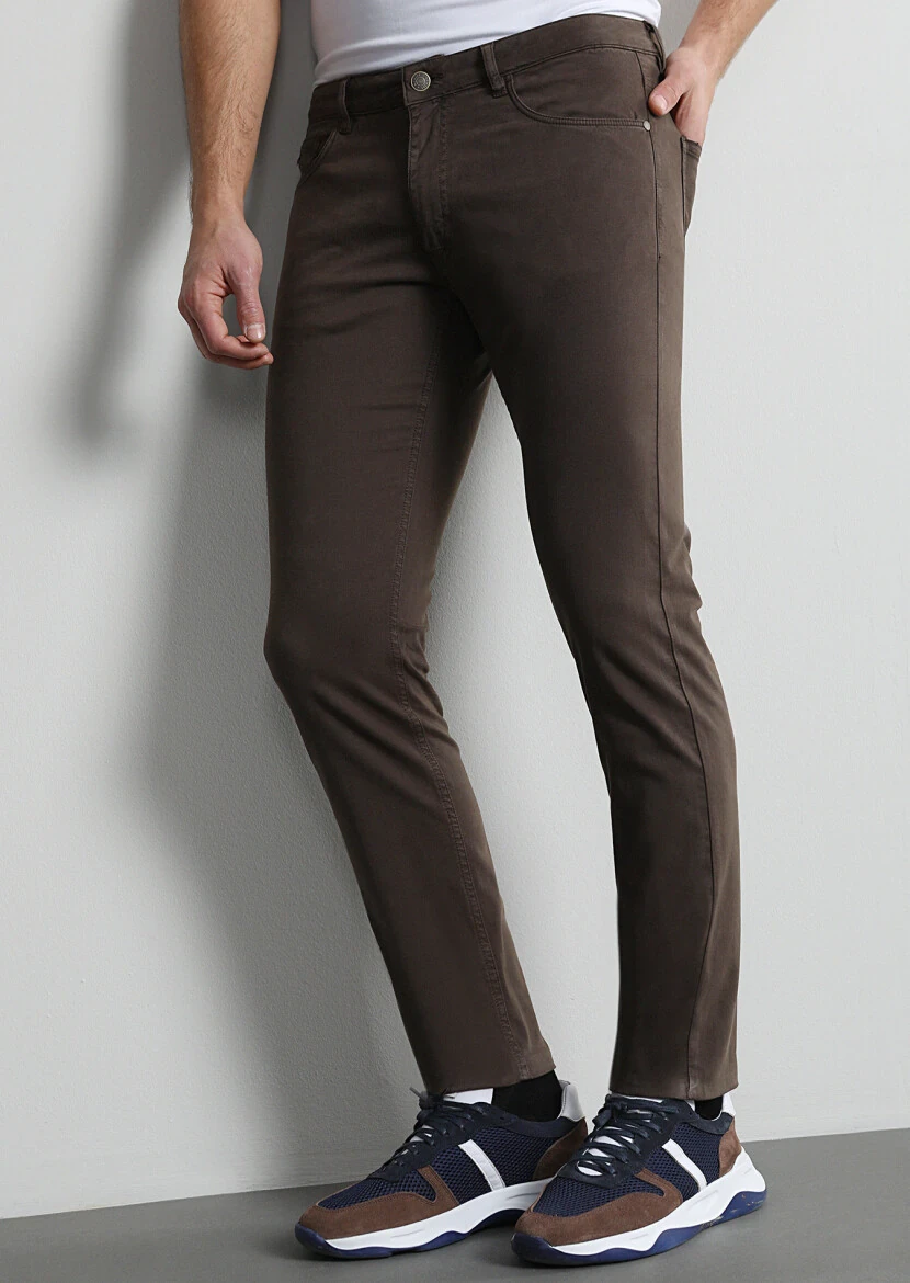Brown Weaving Slim Fit Casual Cotton Blended Trousers 