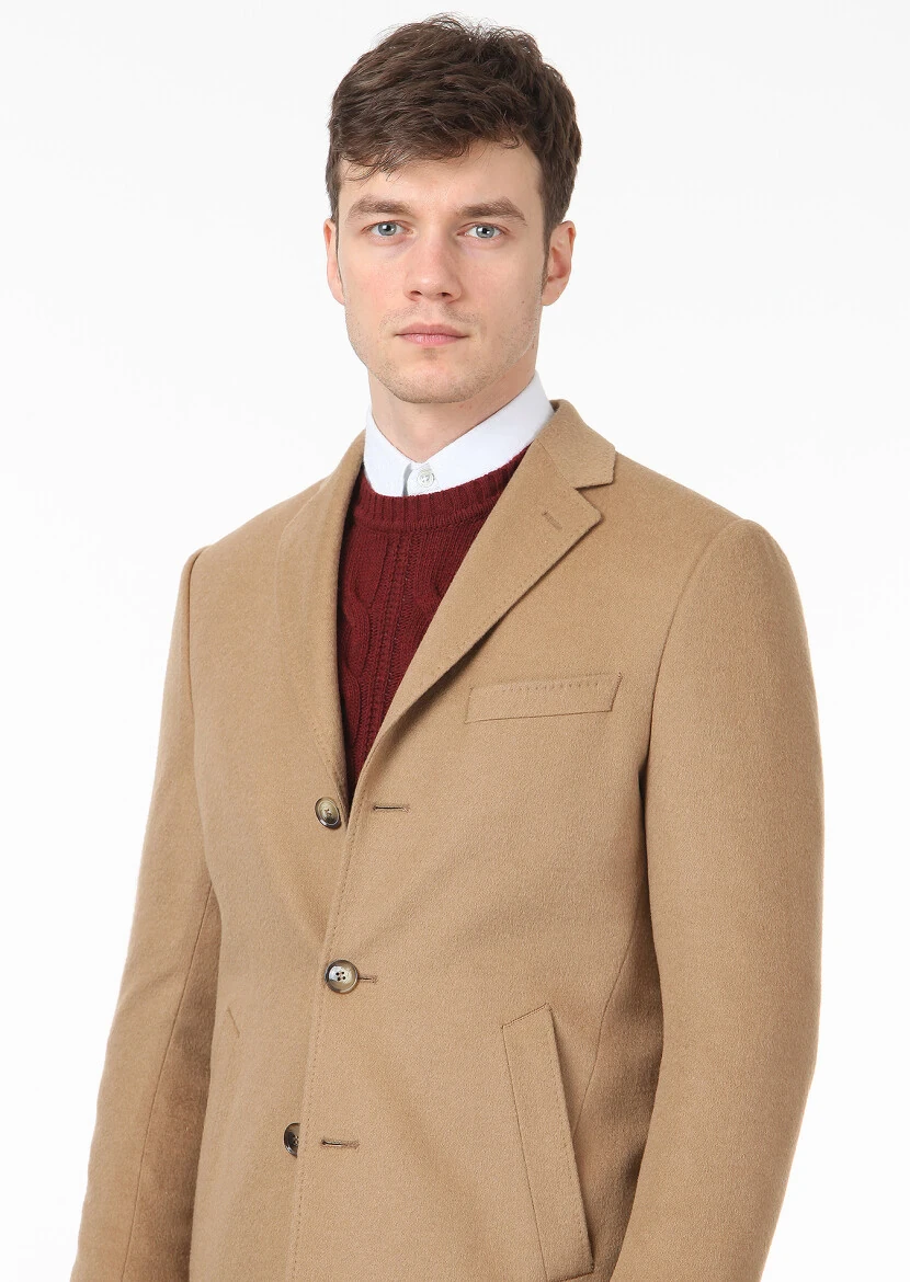 Buff Regular Fit Butterfly Collar Classical Weaving Overcoat 