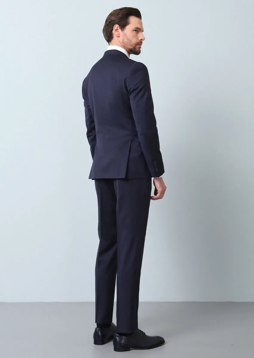 Dark Navyblue Micro Zeroweight Slim Fit 100% Wool Suit - 6