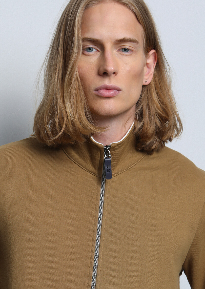 Deve Tüyü Dik Yaka Düz Sweatshırt 