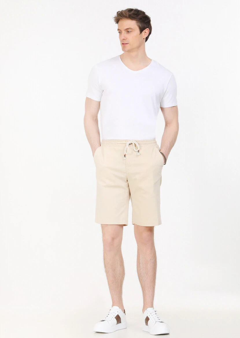 Ekru Düz Dokuma Regular Fit Casual Pamuk Karışımlı Bermuda - 1