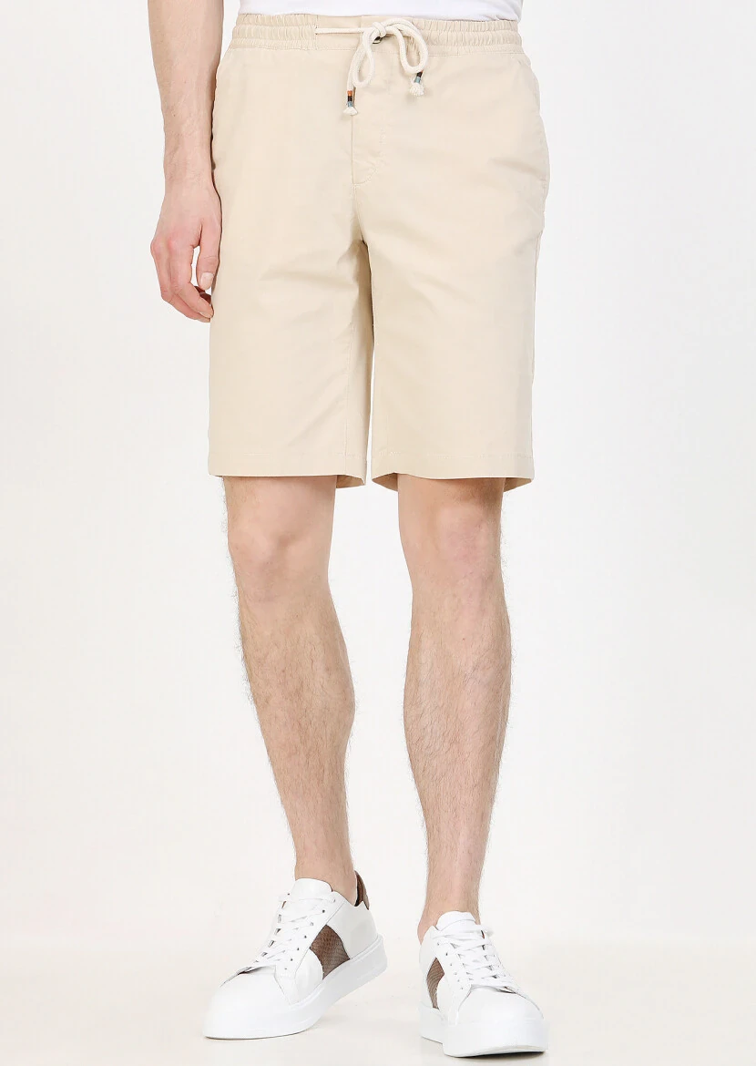 Ekru Düz Dokuma Regular Fit Casual Pamuk Karışımlı Bermuda 