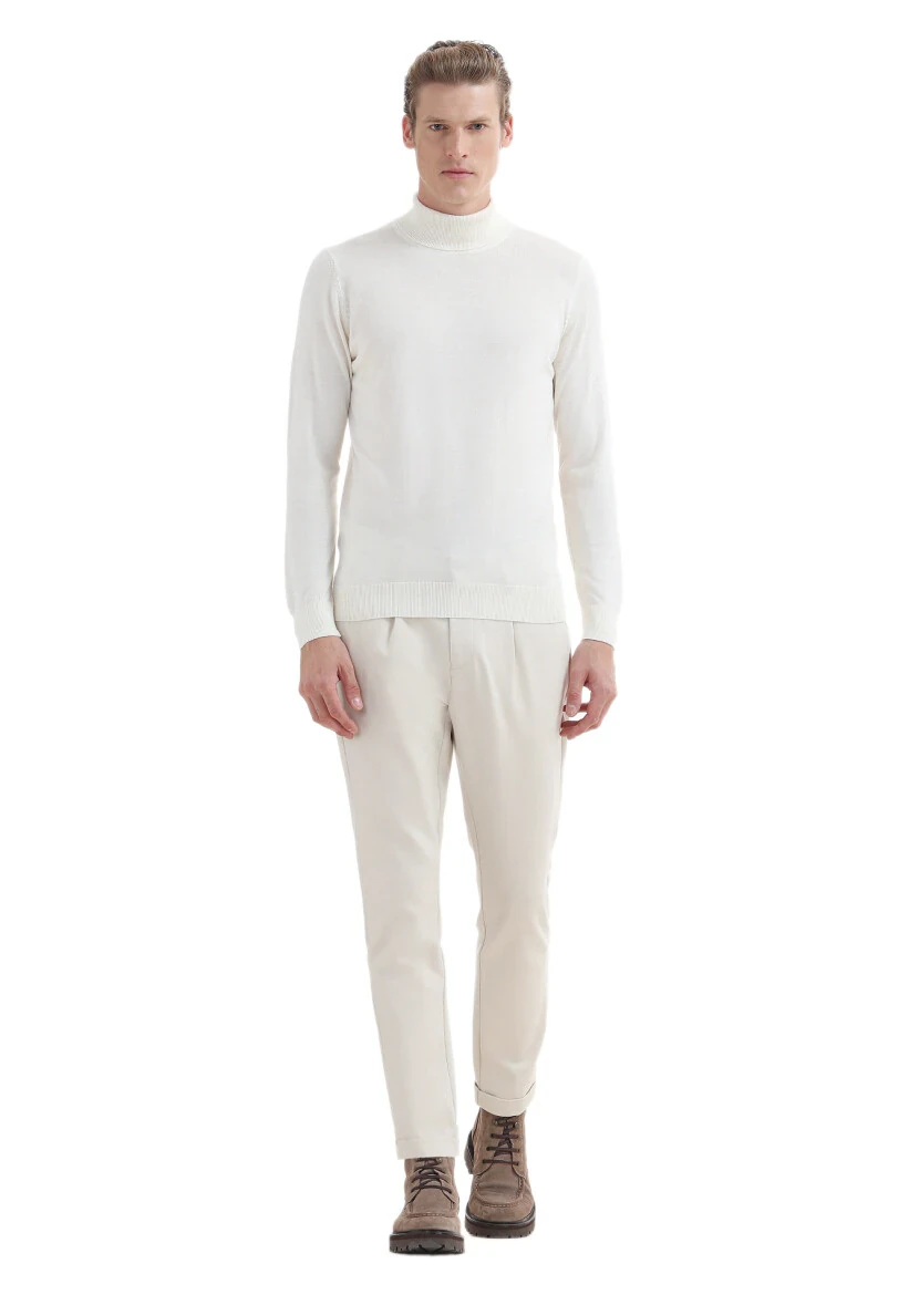 Ekru Tam Balıkçı Yaka Düz Örgü Yün Karışımlı Triko Kazak 