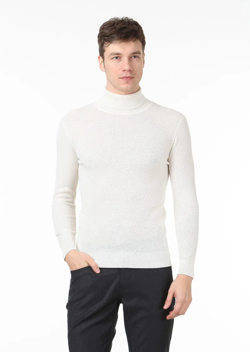 Ekru Tam Balıkçı Yaka Jakarlı Yün Karışımlı Triko Kazak - 1