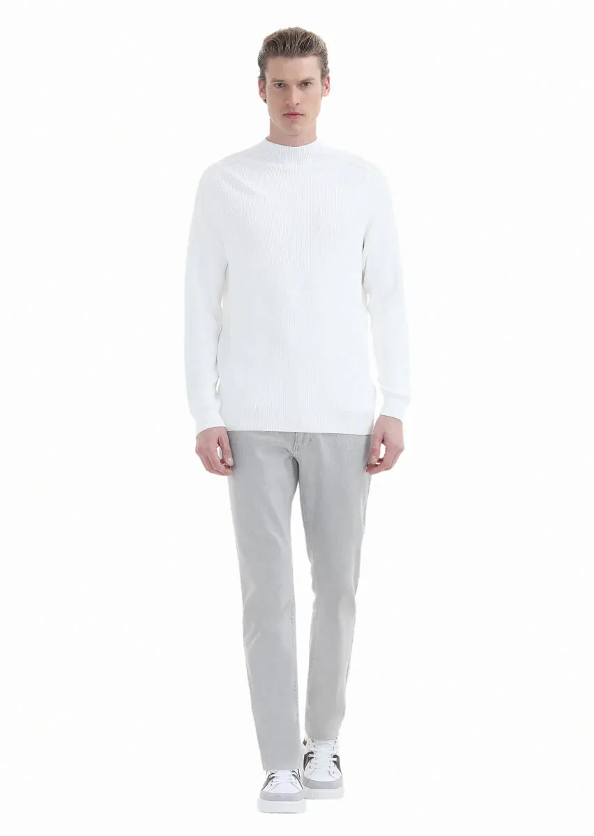 Ekru Yarım Balıkçı Yaka Jakarlı Triko Kazak - 1