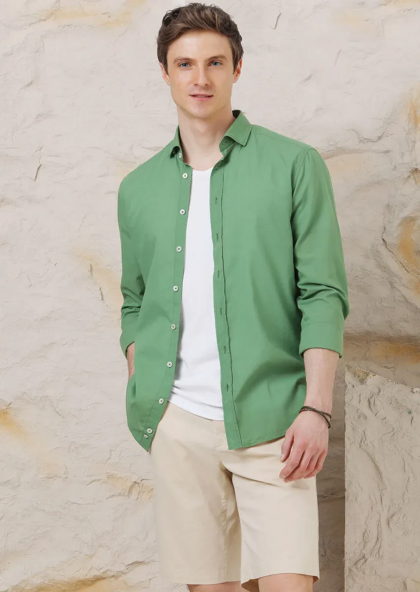 Green Plain Regular Fit Weaving Casual 100% Cotton Shirt - 4