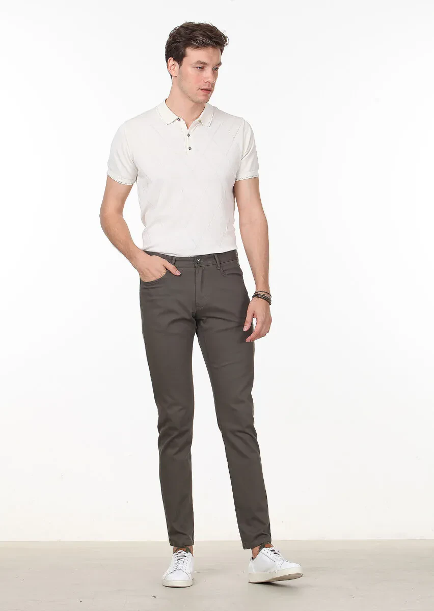 Green Weaving Slim Fit Casual Cotton Blended Trousers - 2