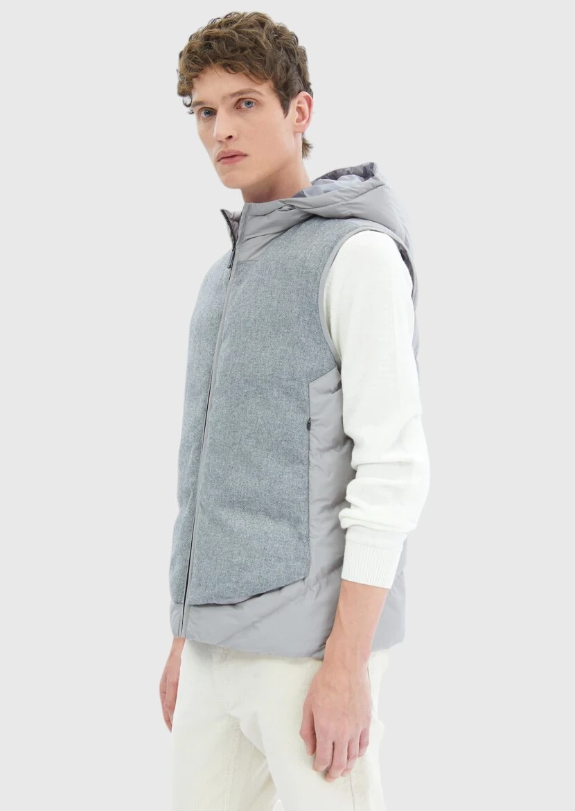 Grey Regular Fit Hooded Casual Weaving Puffer Vest - 3