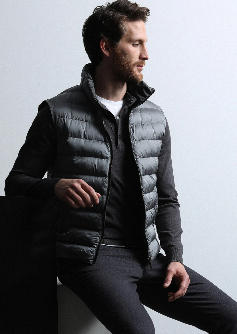 Grey Regular Fit Turtleneck Casual Weaving Puffer Puffer Vest - 1