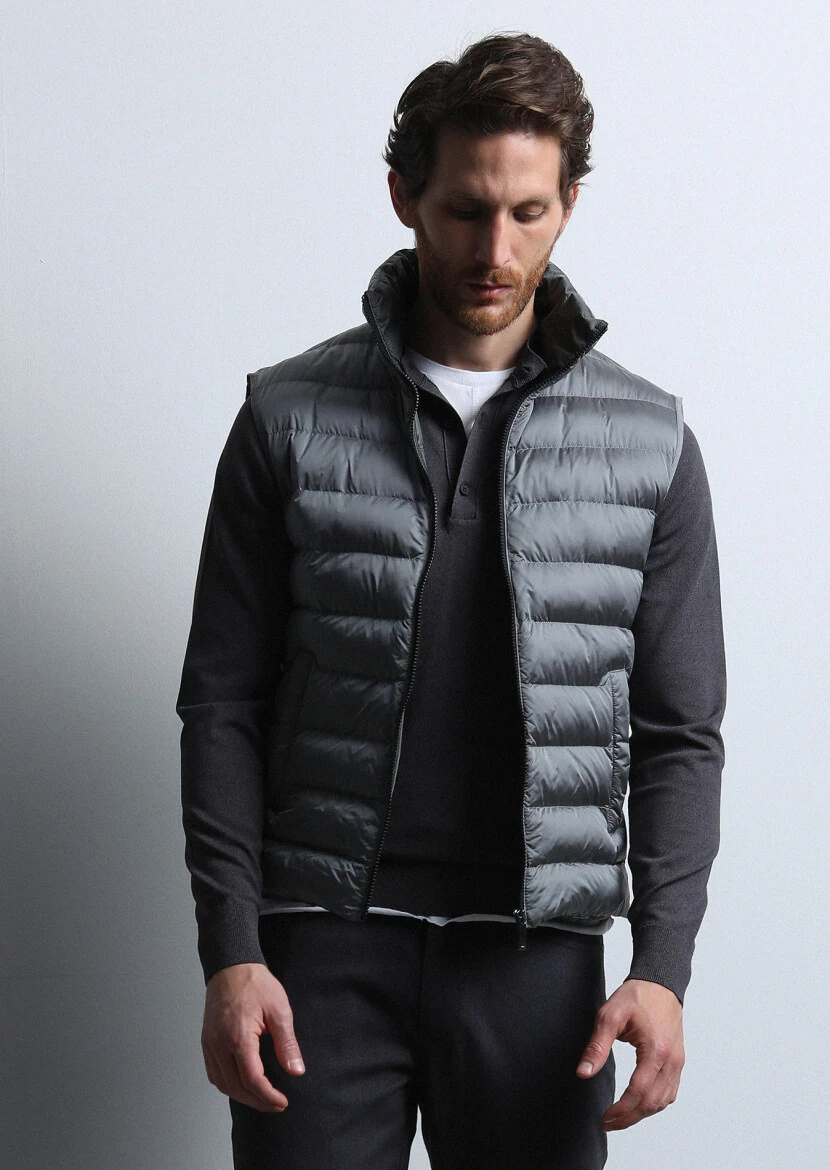 Grey Regular Fit Turtleneck Casual Weaving Puffer Puffer Vest - 3