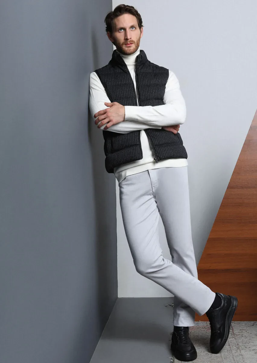 Grey Weaving Slim Fit Casual Cotton Blended Trousers - 2