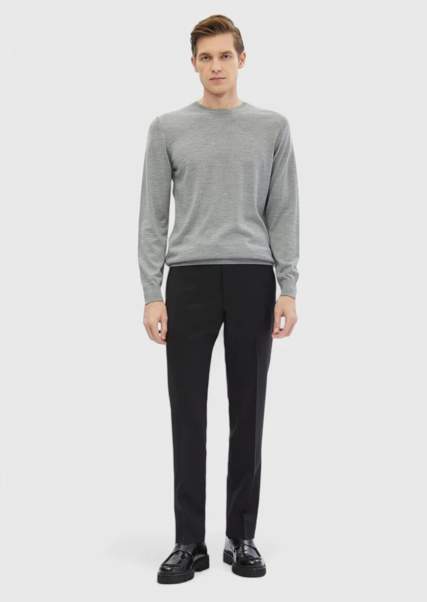 Gri Bisiklet Yaka Düz Örgü İpek Karışımlı Triko Kazak 