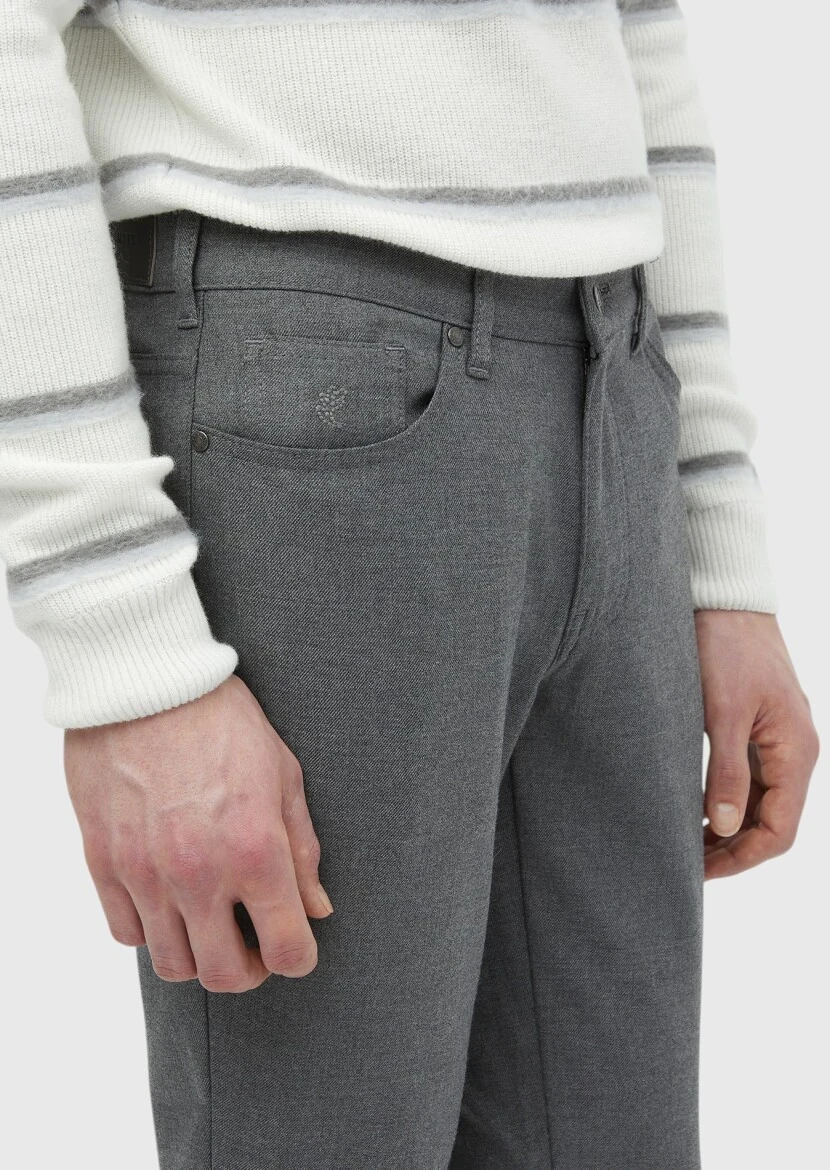 Gri Düz Dokuma Slim Fit Casual Pantolon - 4