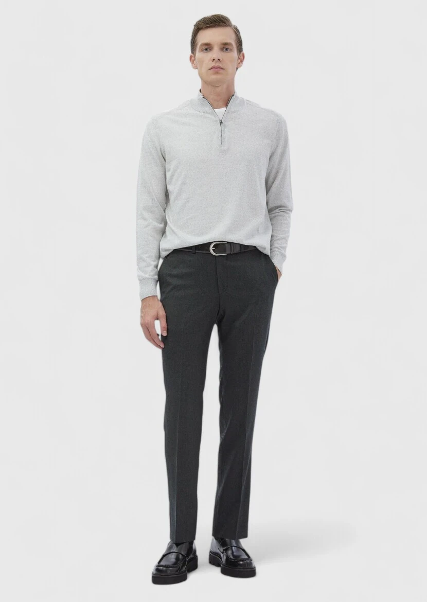 Gri Yarım Balıkçı Yaka Düz Örgü Yün Karışımlı Triko Kazak 