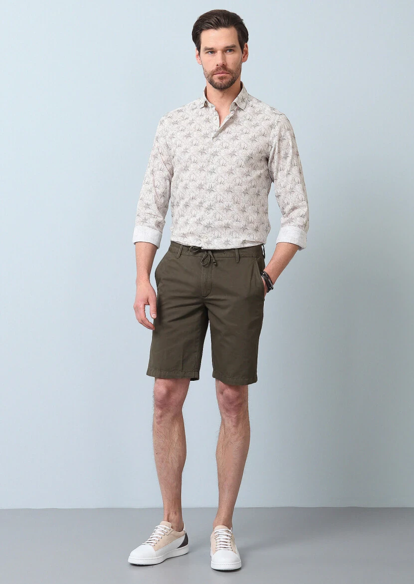 Haki Düz Dokuma Regular Fit Casual Pamuk Karışımlı Bermuda - 1