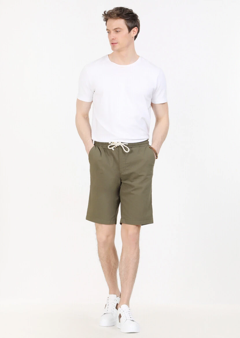 Haki Düz Dokuma Regular Fit Casual Pamuk Karışımlı Bermuda - 1