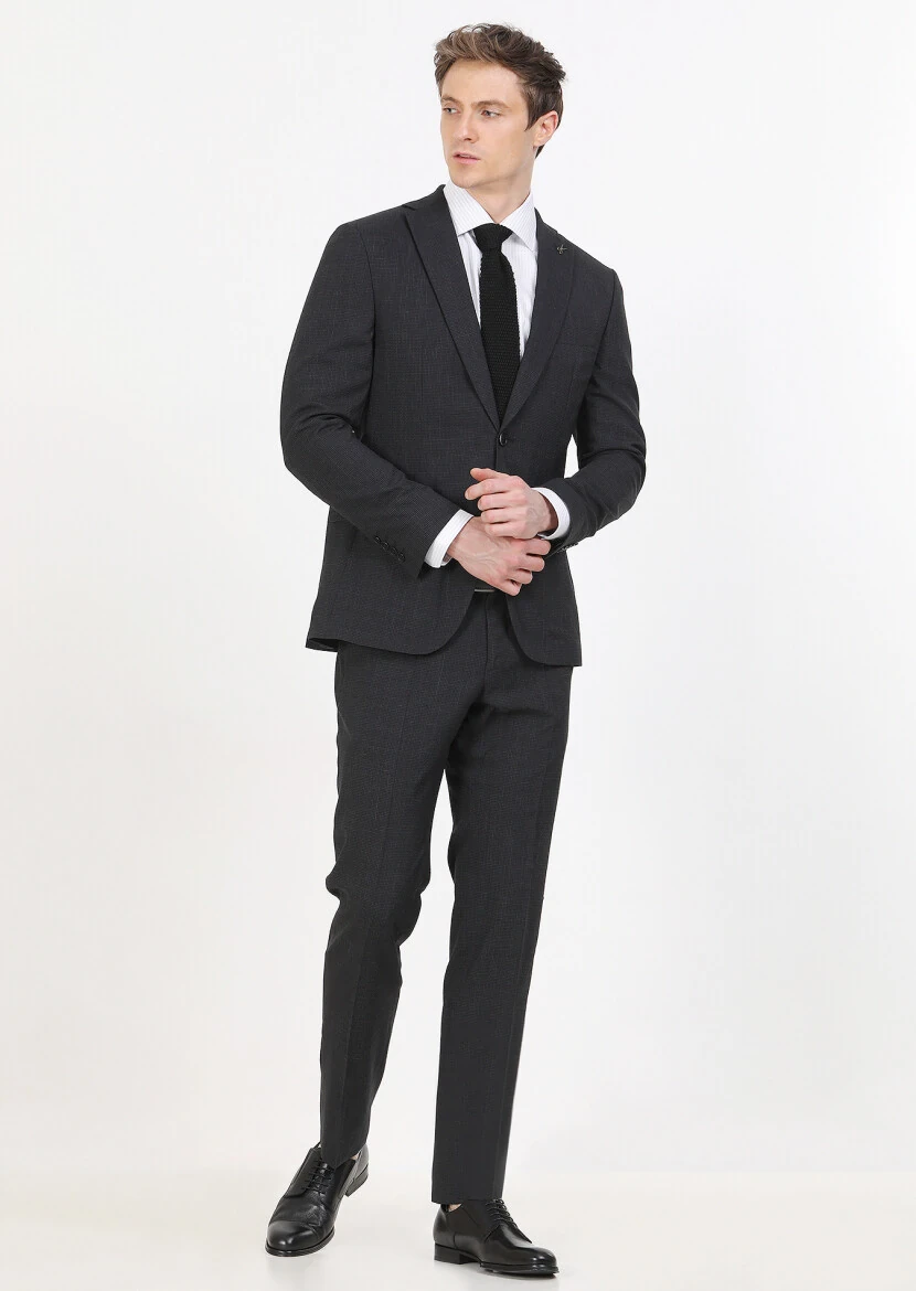 Hard Coal Micro Zeroweight Slim Fit Silk Blended Suit - 3
